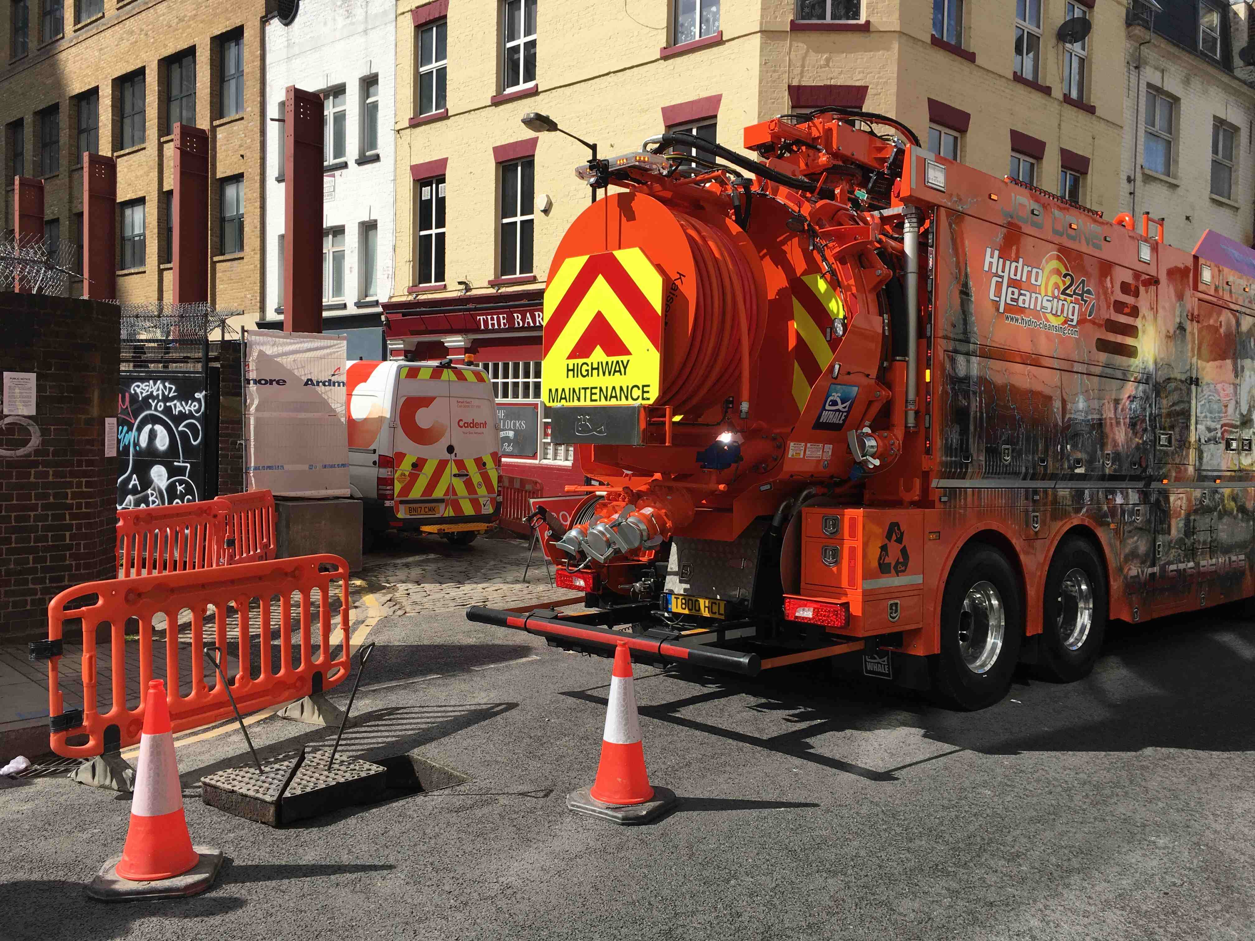 Combination unit handling drainage maintenance in London